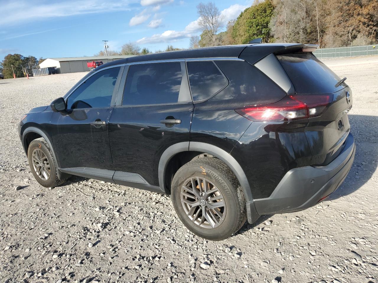 2021 Nissan Rogue - Image 2