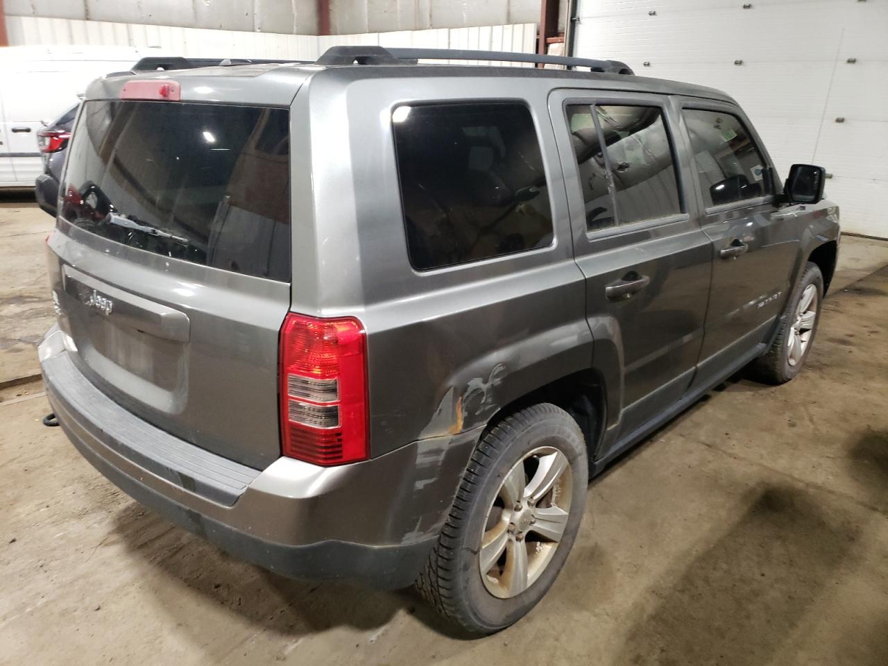 2012 Jeep Liberty (Patriot) - Image 3
