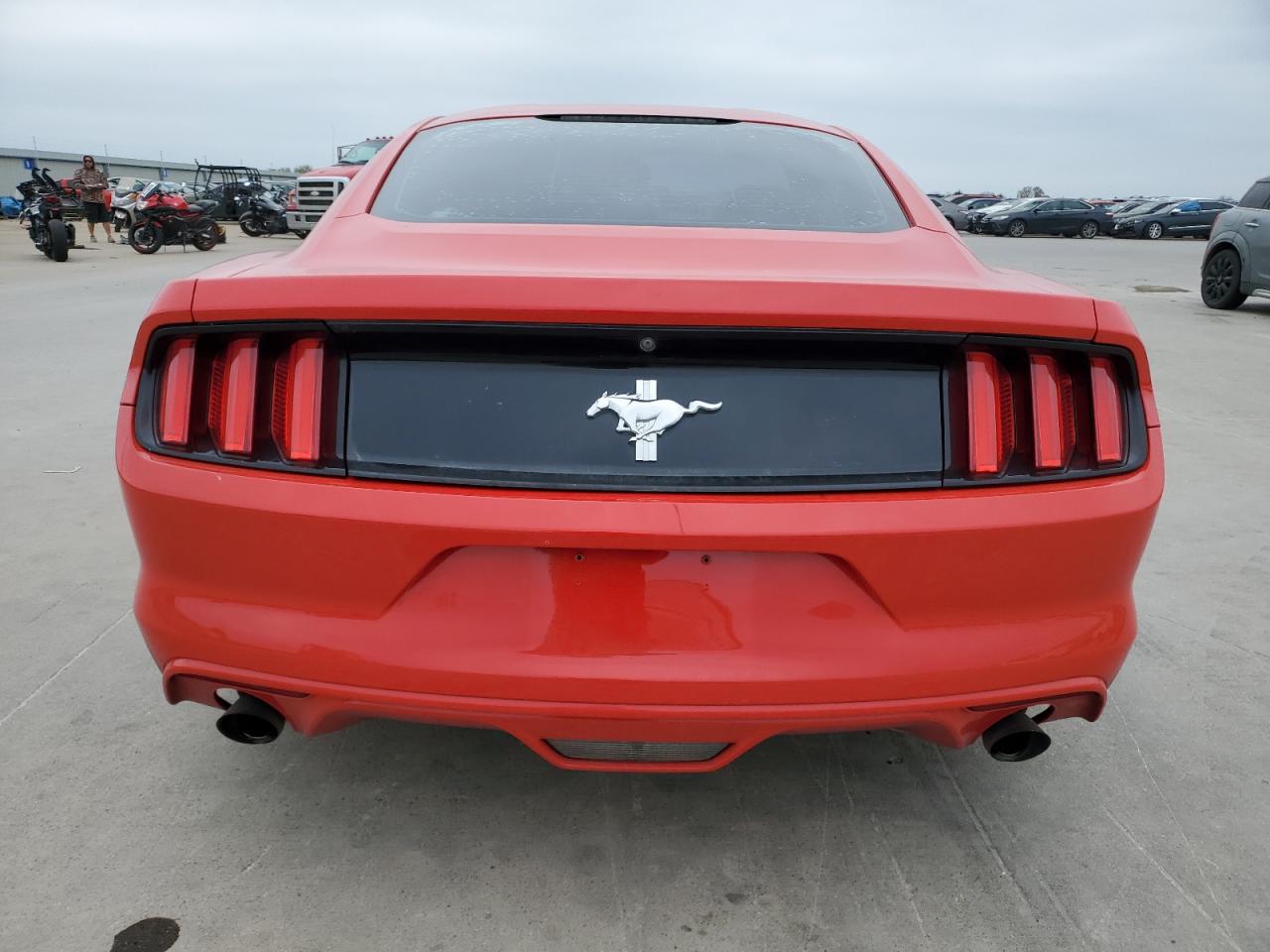 2016 Ford Mustang - Image 6