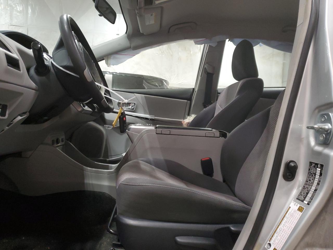 2017 Toyota Prius V VIN: JTDZN3EU6HJ072719 Lot: 82464984