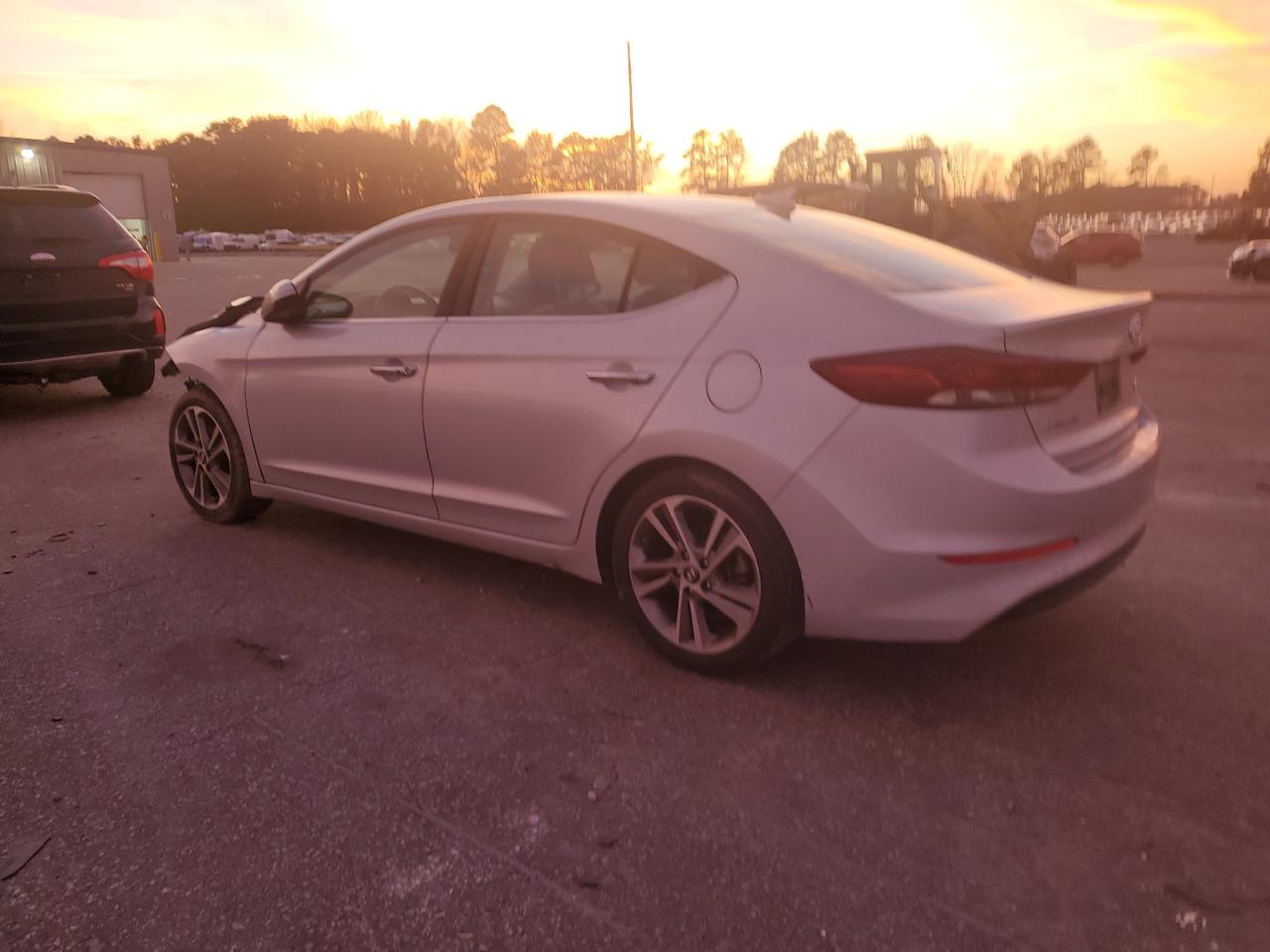 2017 Hyundai Elantra - Image 2