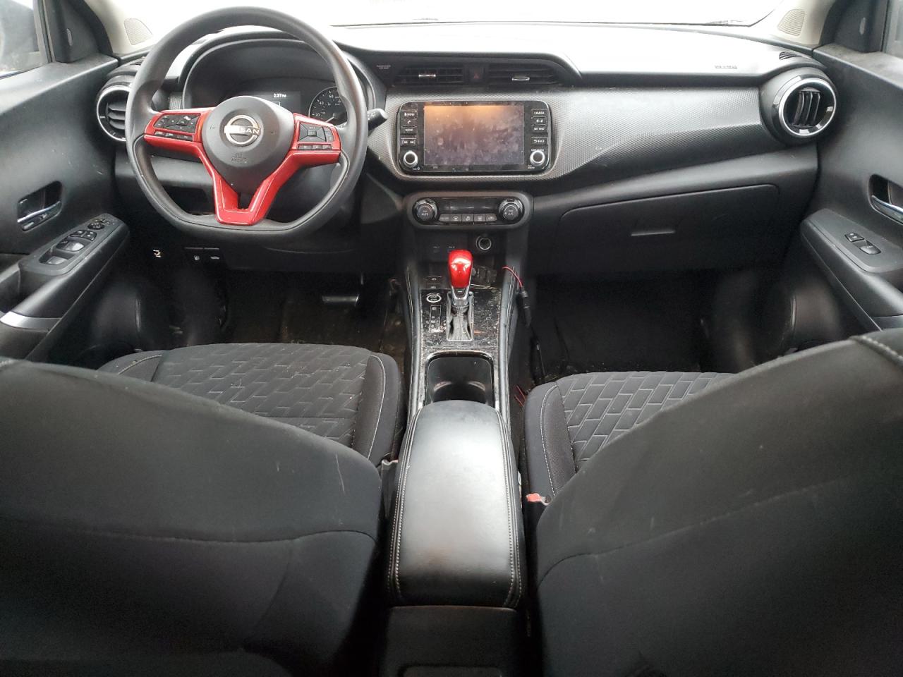 2022 Nissan Kicks - Image 8