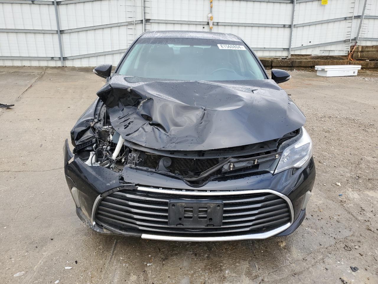 2016 Toyota Avalon - Image 5