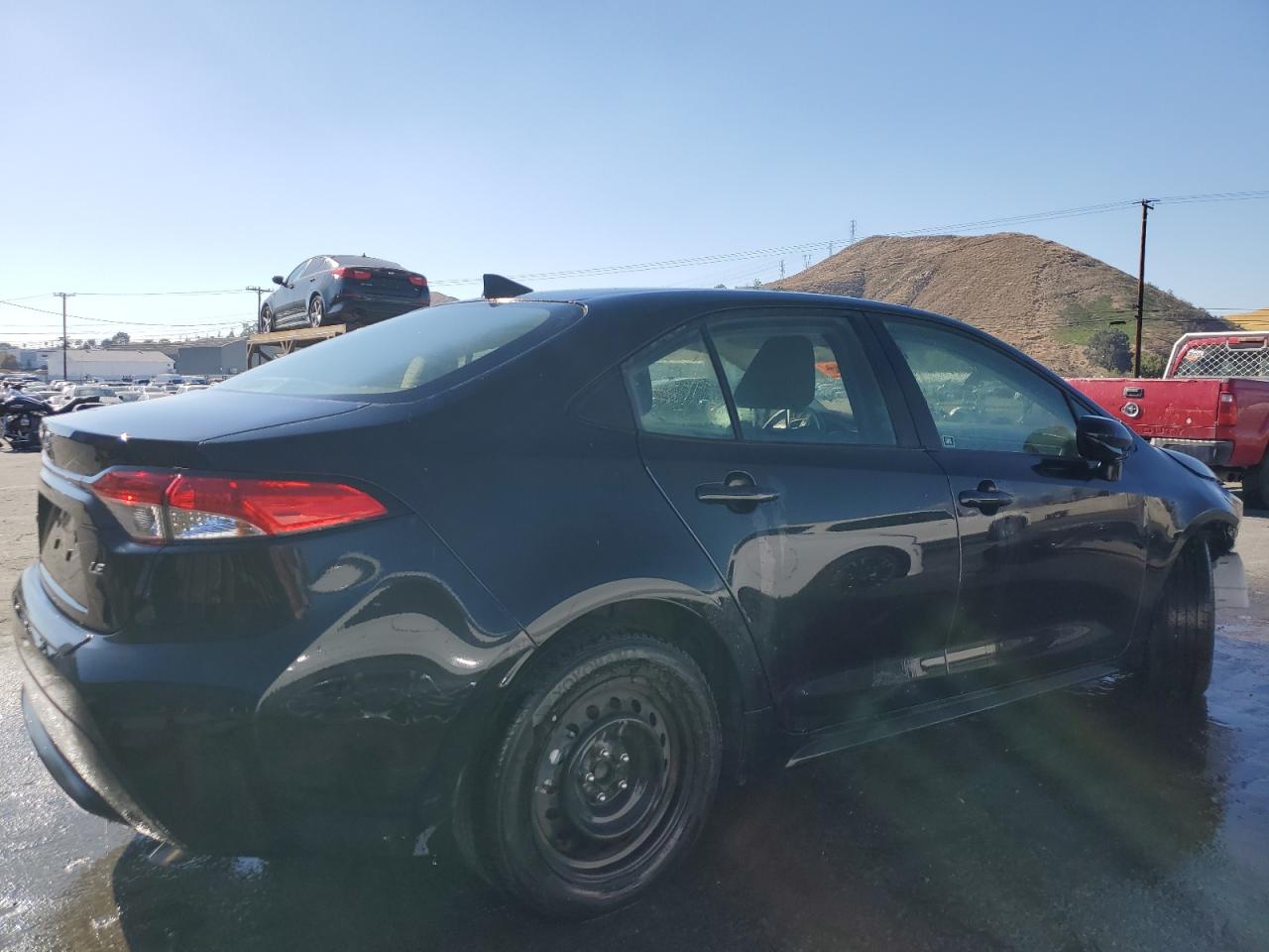 2021 Toyota Corolla - Image 3