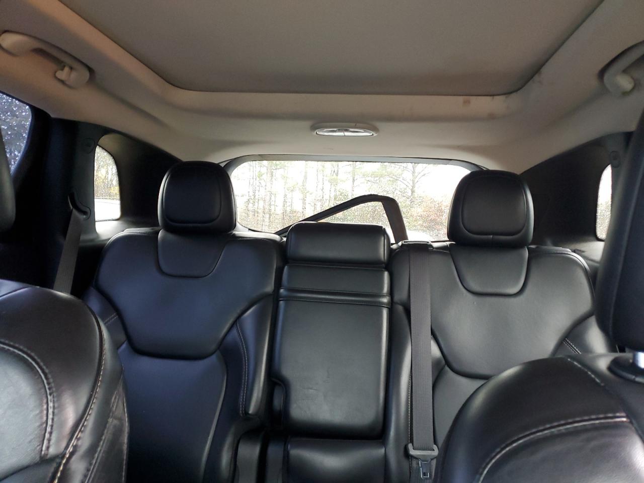 2017 Jeep Grand Cherokee - Image 10