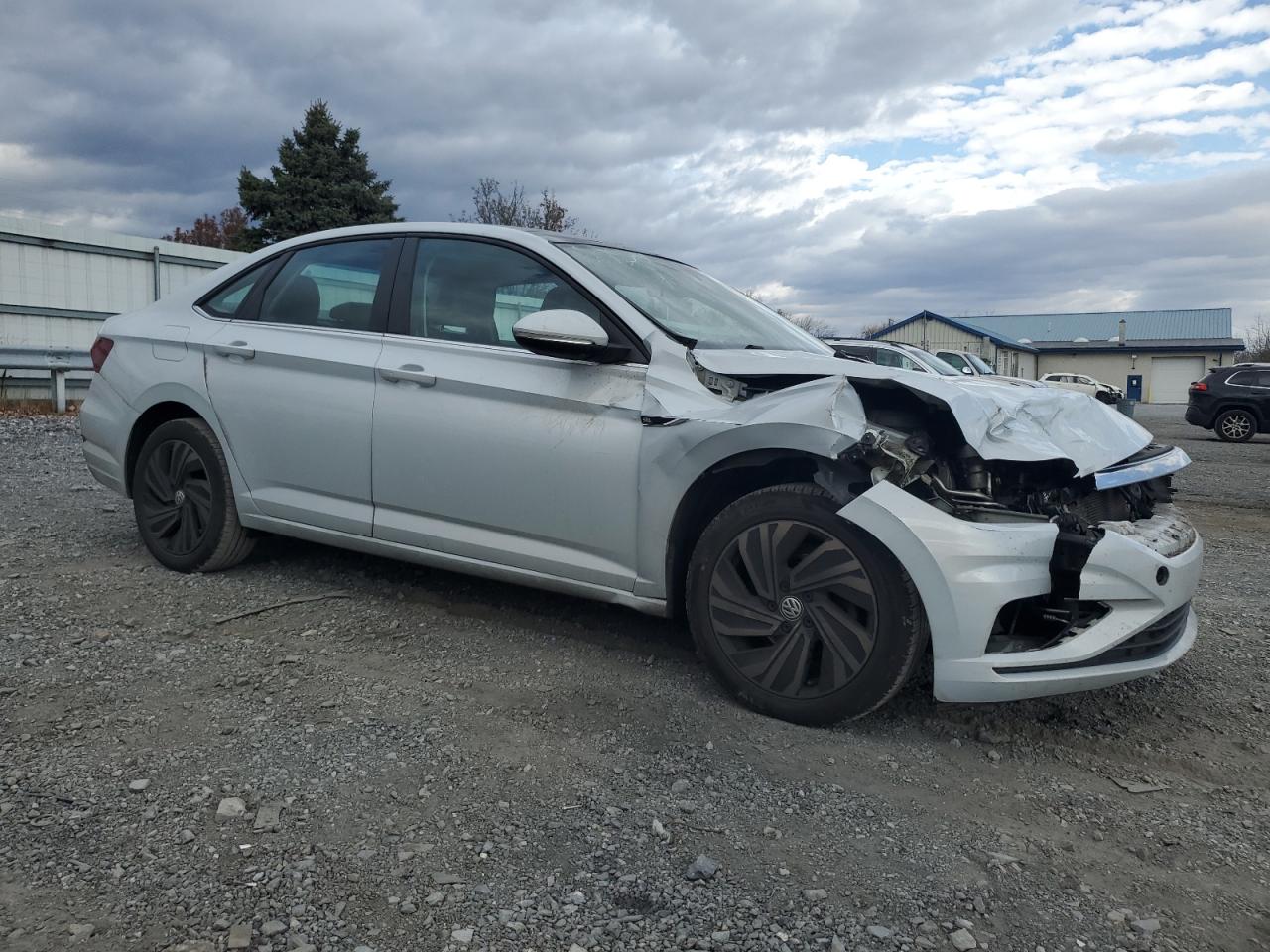 2019 Volkswagen Jetta - Image 4