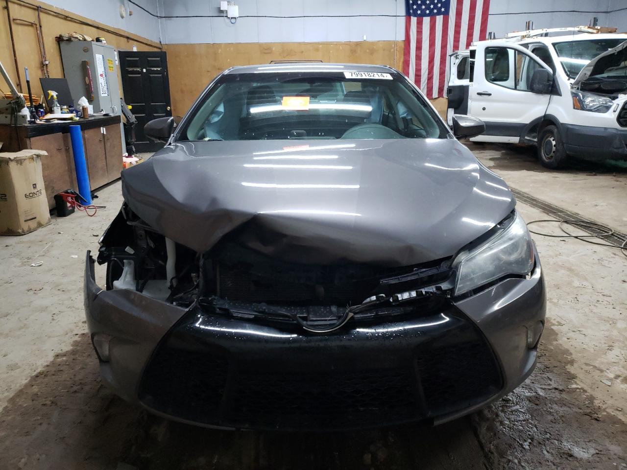 VIN 4T1BF1FK3GU188579 2016 TOYOTA CAMRY no.5