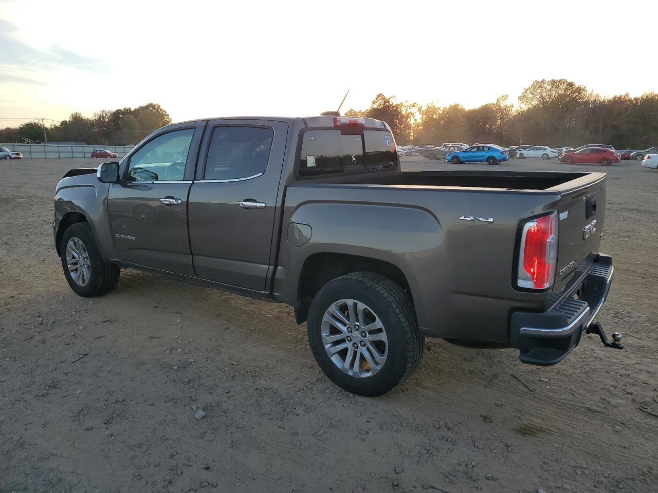 VIN 1GTG6DE39G1263292 2016 GMC CANYON no.2