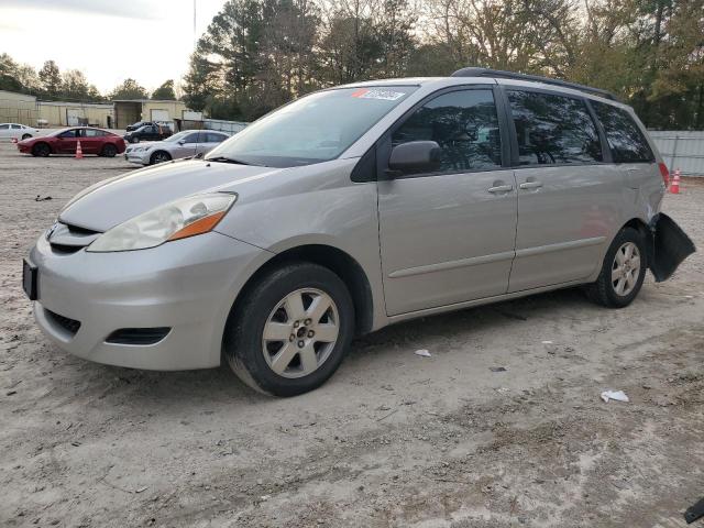 2009 Toyota Sienna Ce للبيع في Knightdale، NC - Rear End