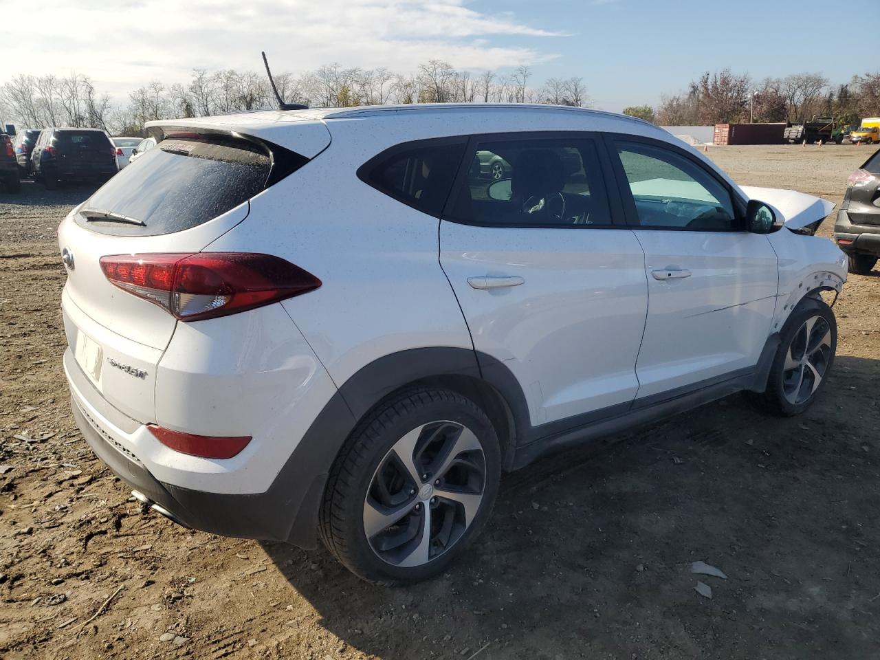 2016 Hyundai Tucson - Image 3
