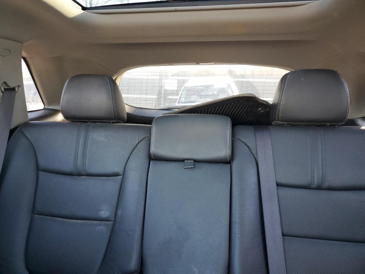 2014 Kia Sorento - Image 10