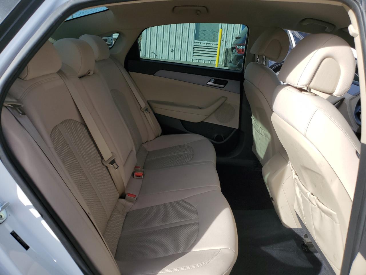 2017 Hyundai Sonata - Image 10