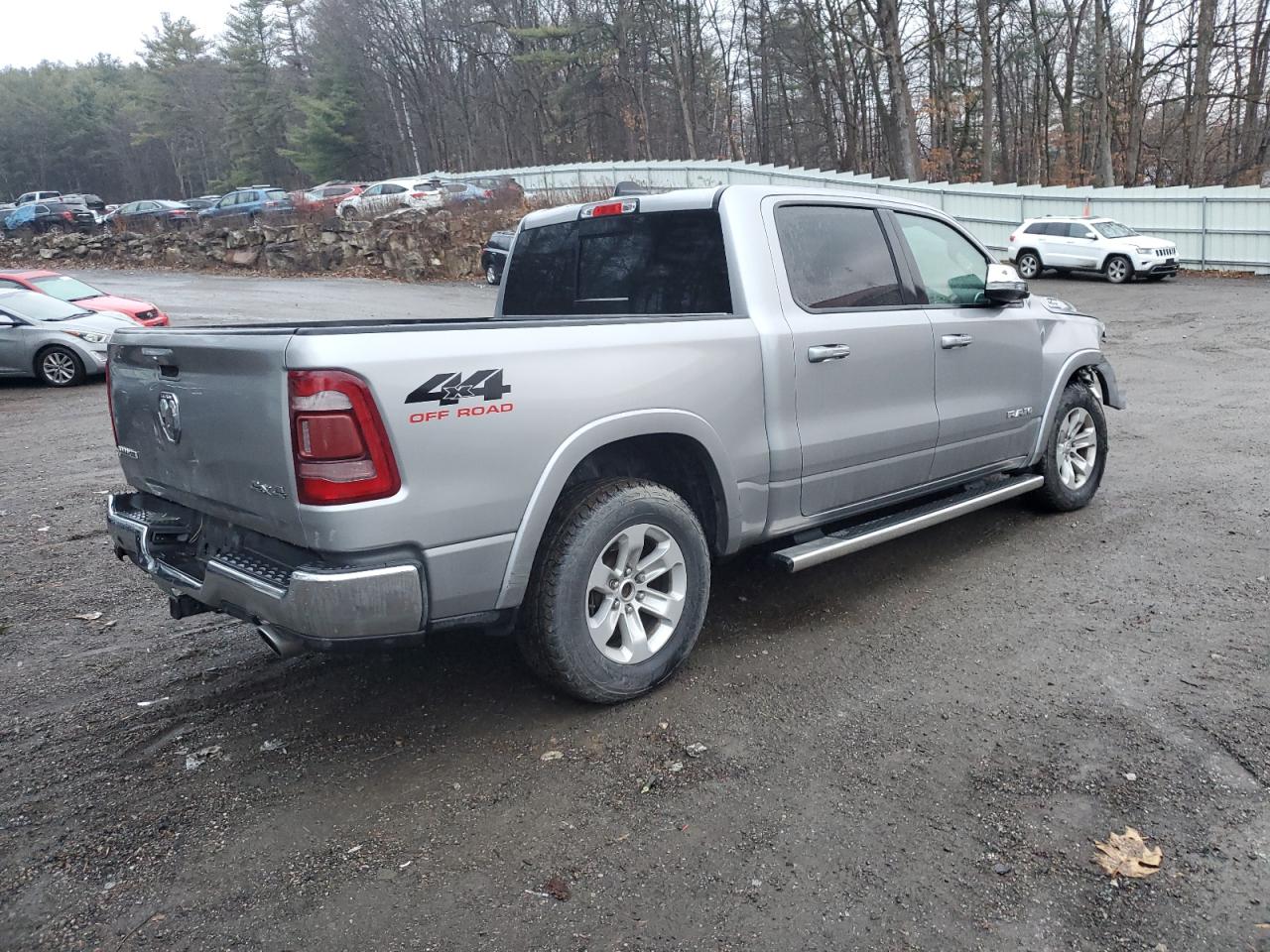 2019 RAM 1500 - Image 3