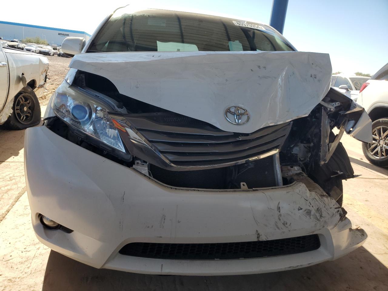 2014 Toyota Sienna - Image 5