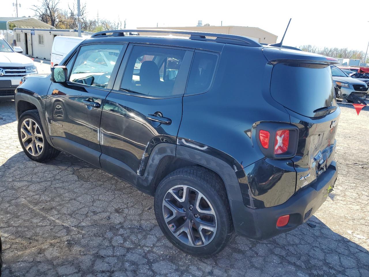 VIN ZACCJBBB2JPG80127 2018 JEEP RENEGADE no.2