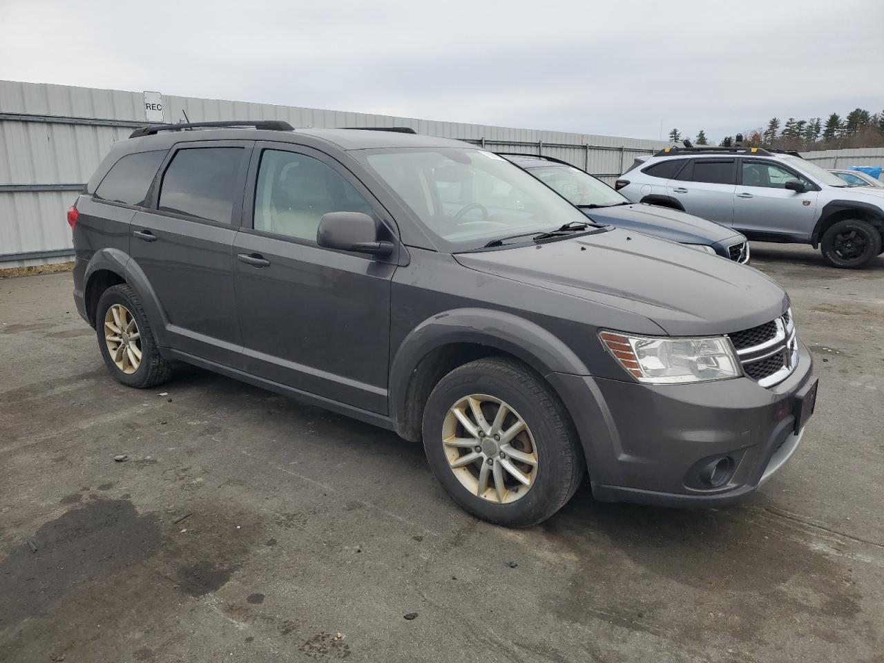 2017 Dodge Journey - Image 4