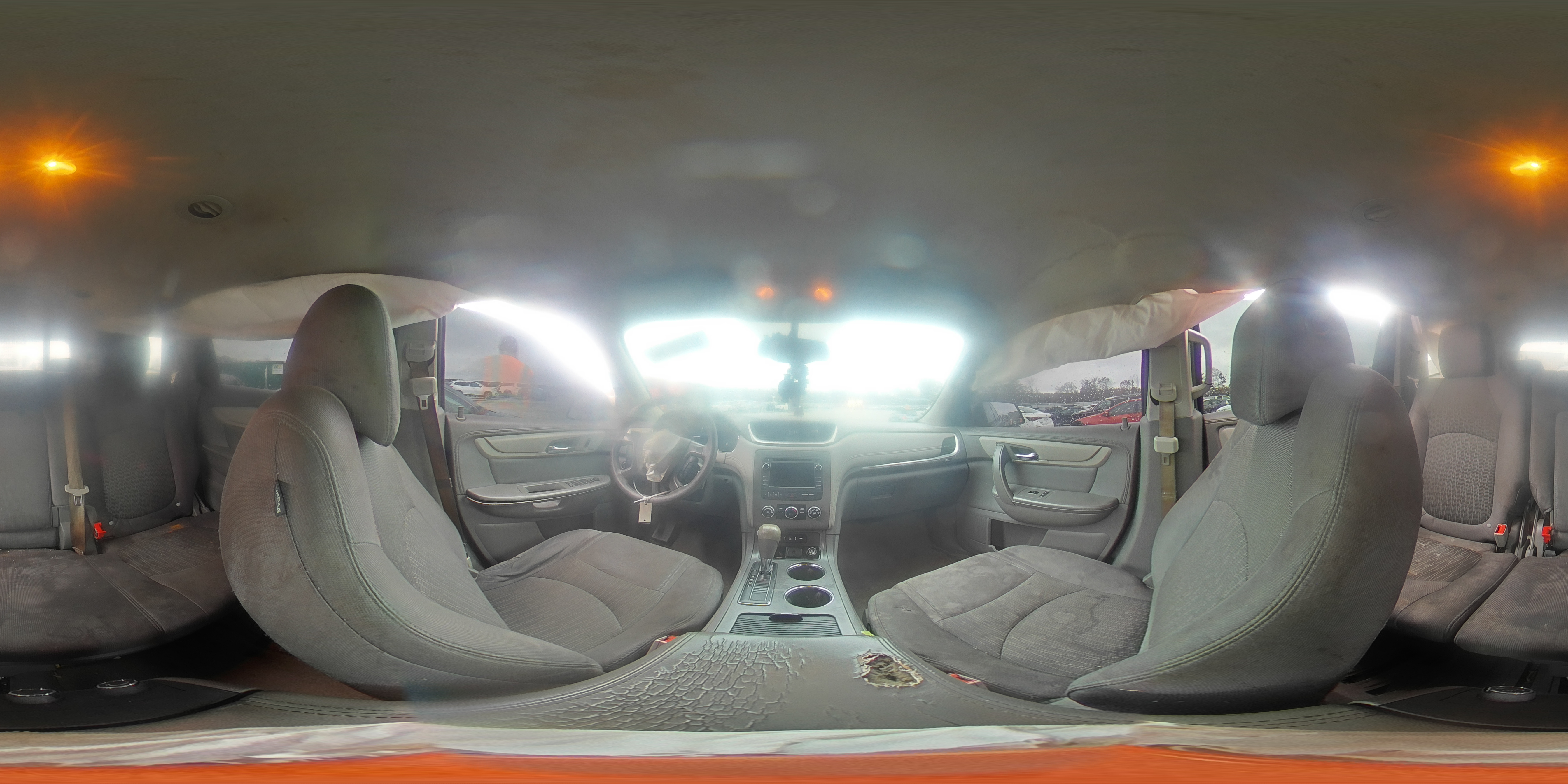 2015 Chevrolet Traverse - Image 14