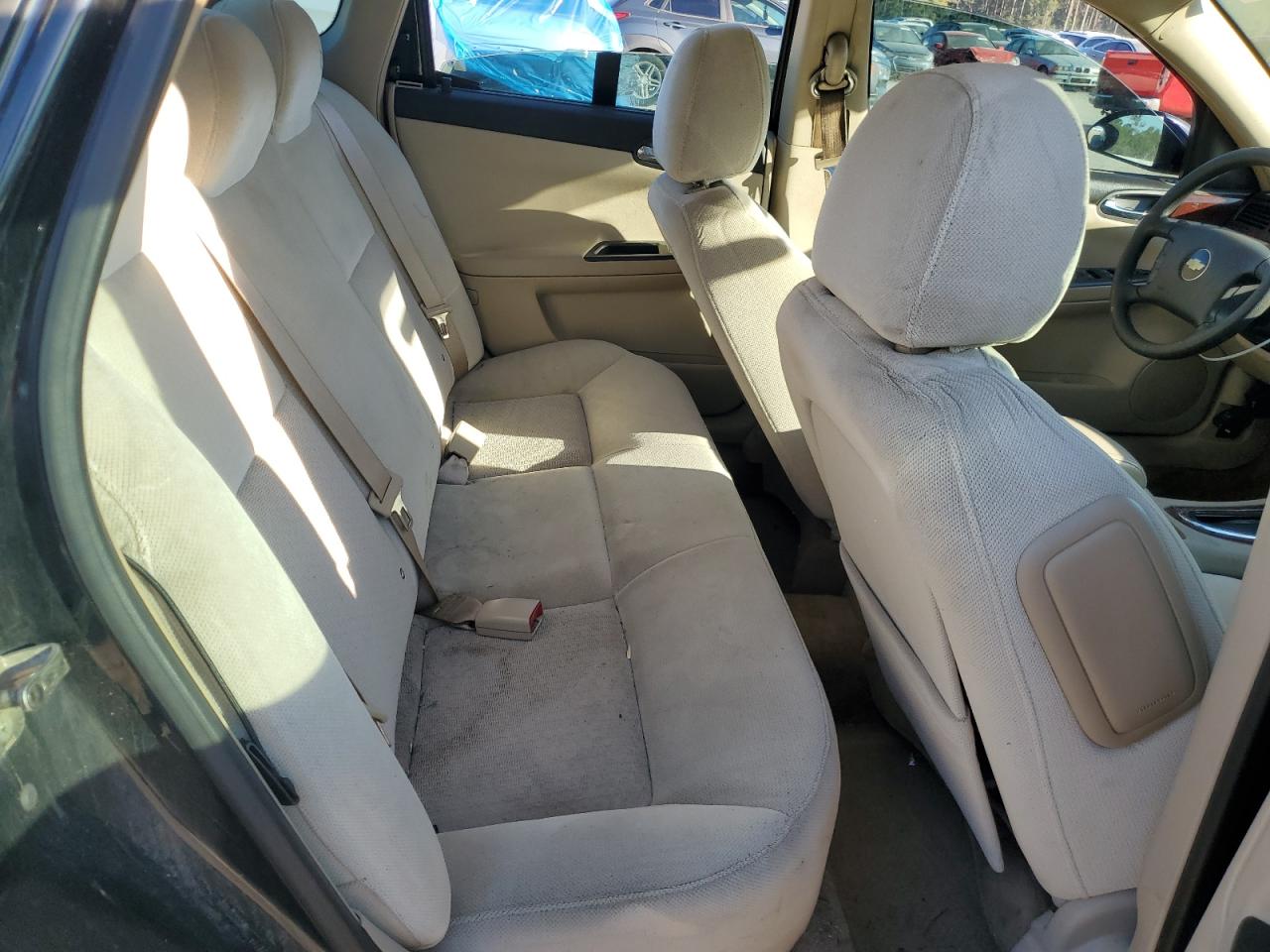 2009 Chevrolet Impala - Image 10