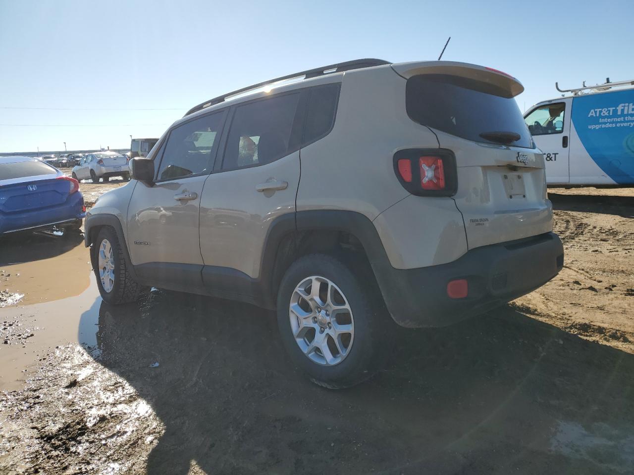 ZACCJABT2GPD72774 2016 JEEP RENEGADE - Image 2