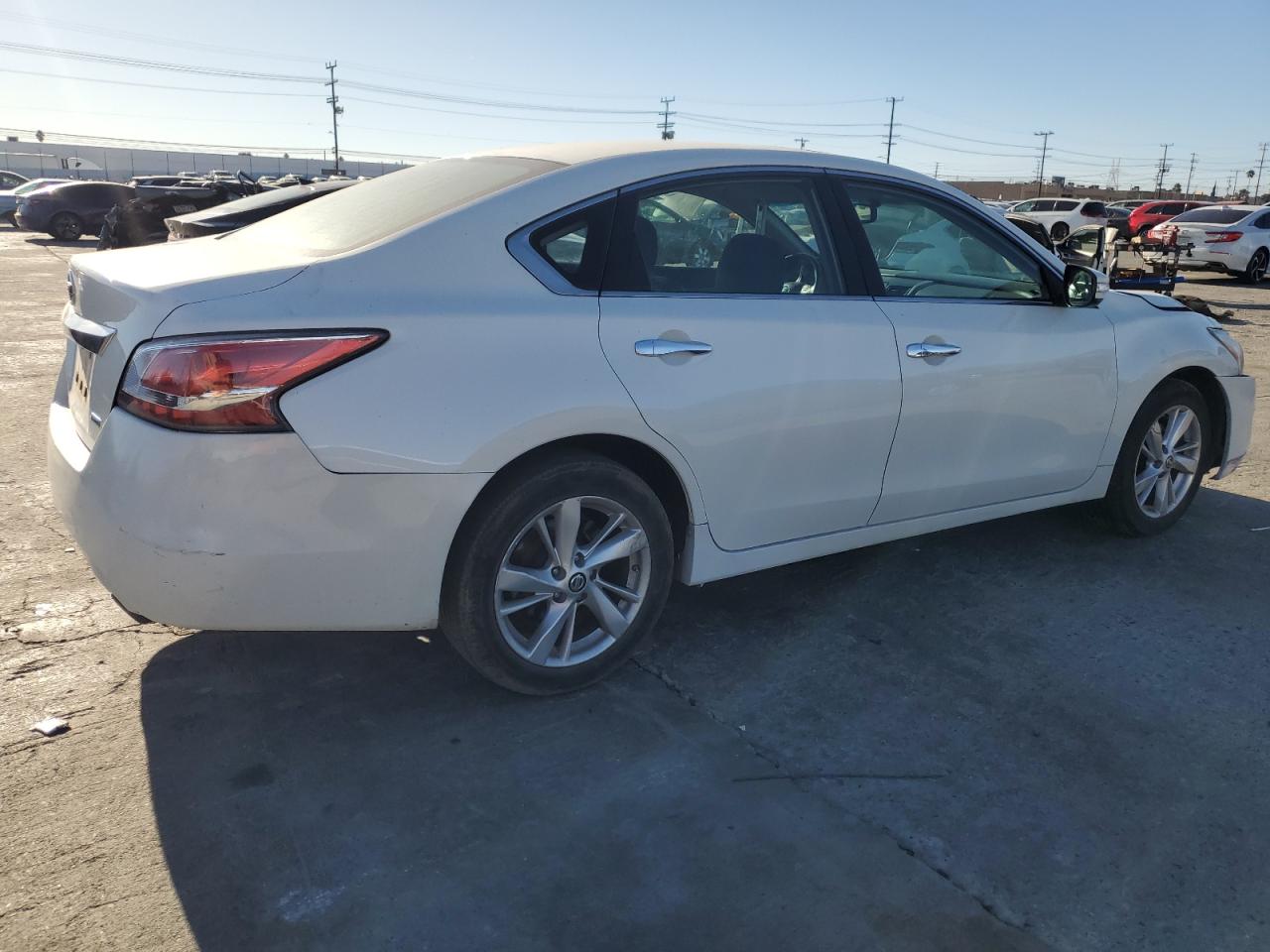 2016 Nissan Altima - Image 3