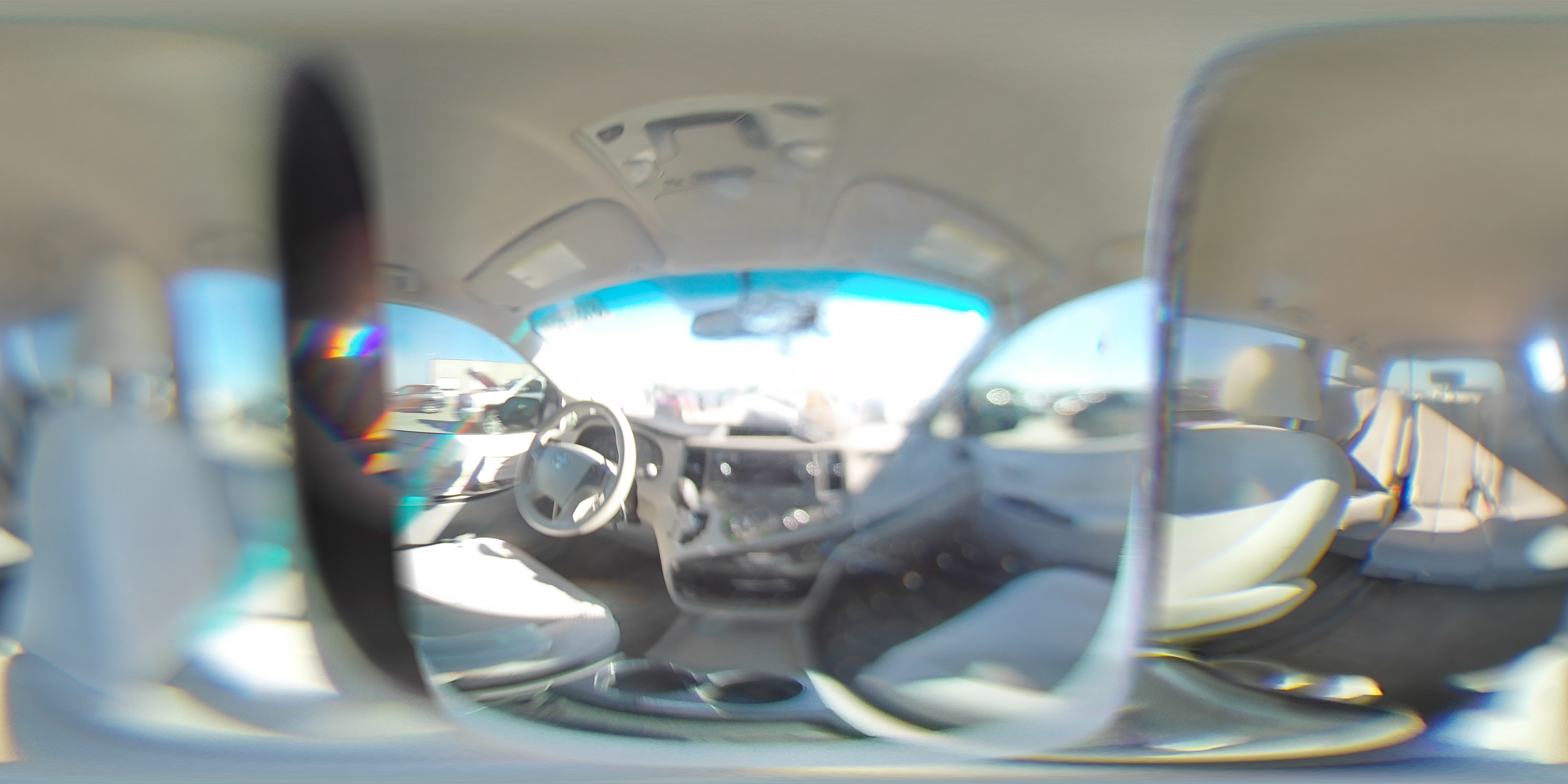 2011 Toyota Sienna - Image 13