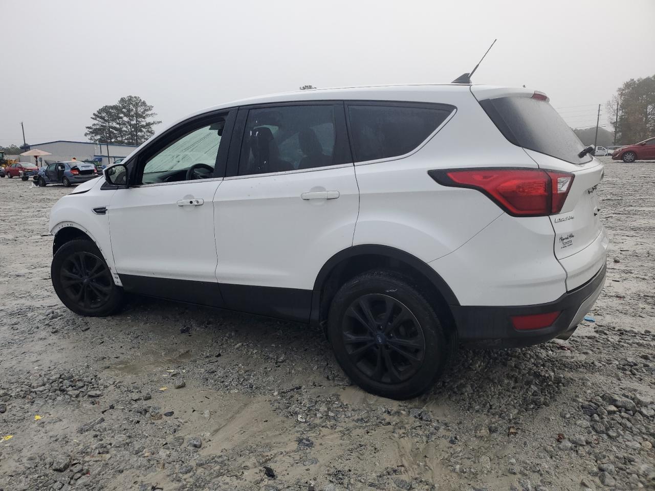 VIN 1FMCU9GD0KUA70152 2019 FORD ESCAPE no.2