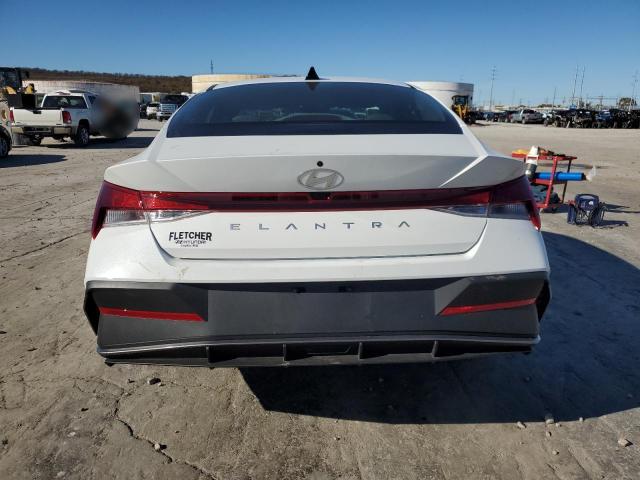 HYUNDAI ELANTRA 2024 Белы