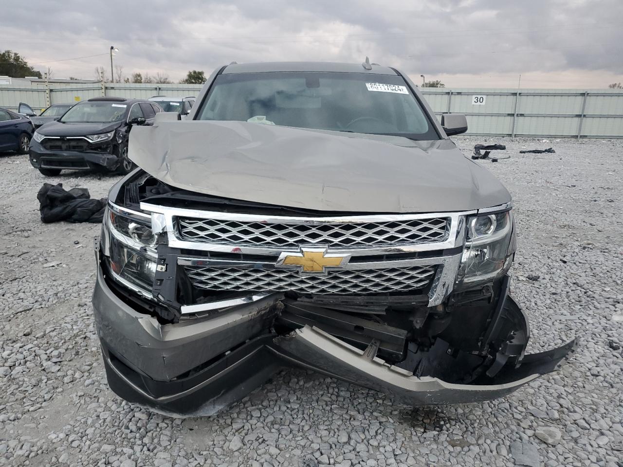 2017 Chevrolet Suburban - Image 5