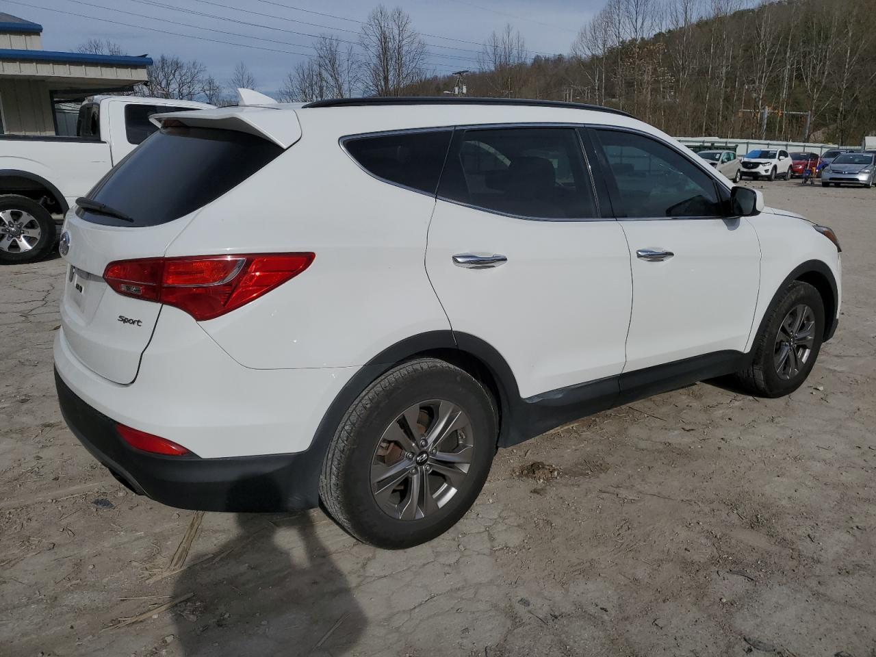 VIN 5XYZU3LB7GG373020 2016 HYUNDAI SANTA FE no.3