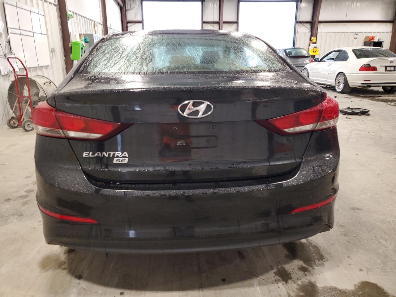 2018 Hyundai Elantra - Image 6