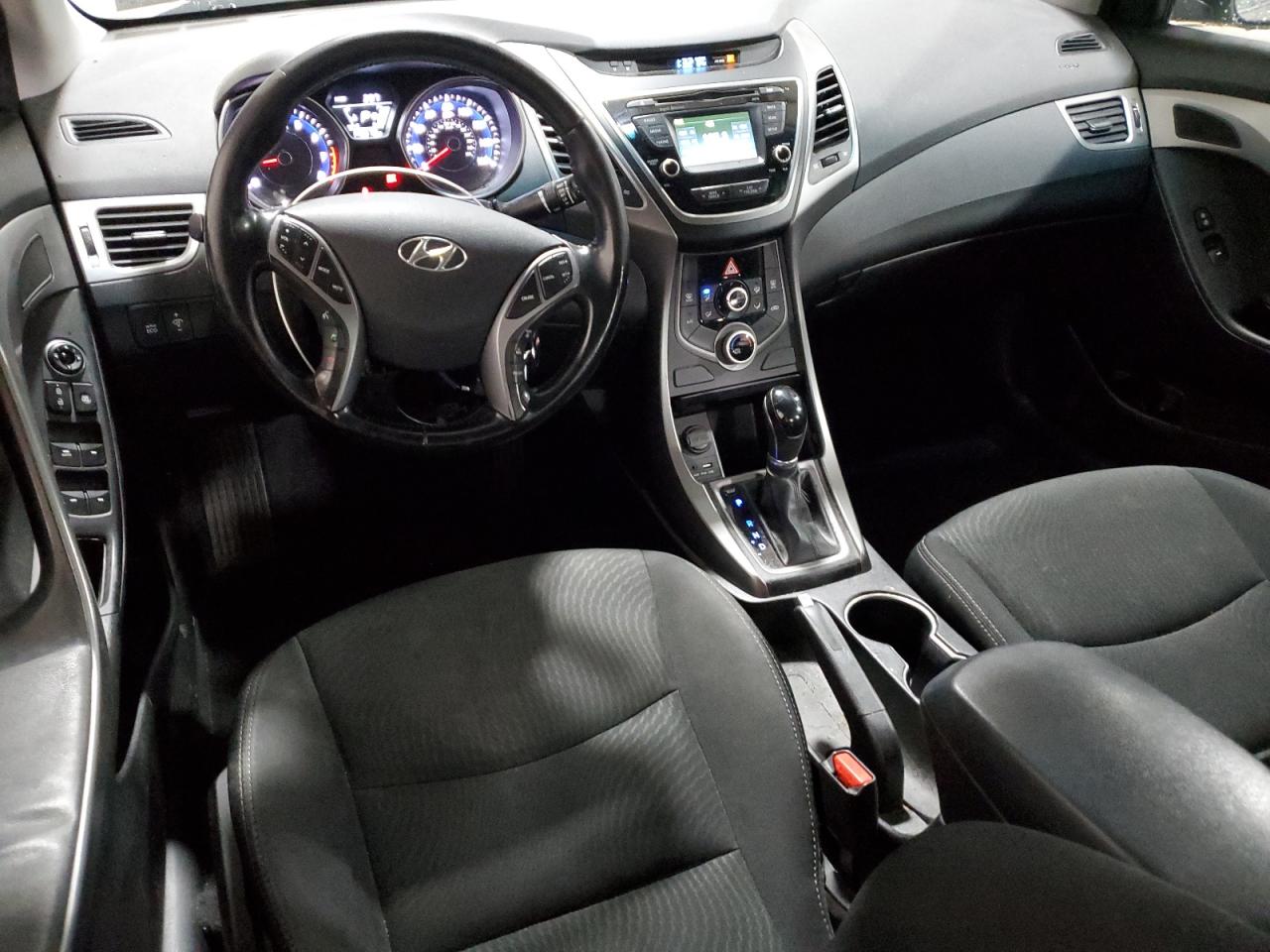 2015 Hyundai Elantra - Image 8