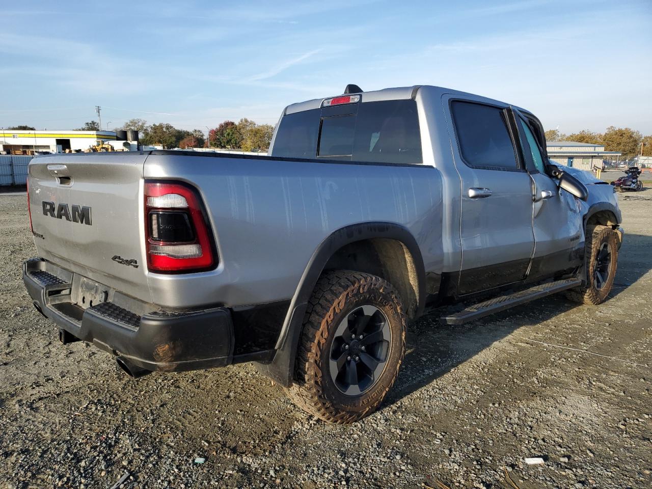 VIN 1C6SRFLT1KN920417 2019 RAM 1500 no.3