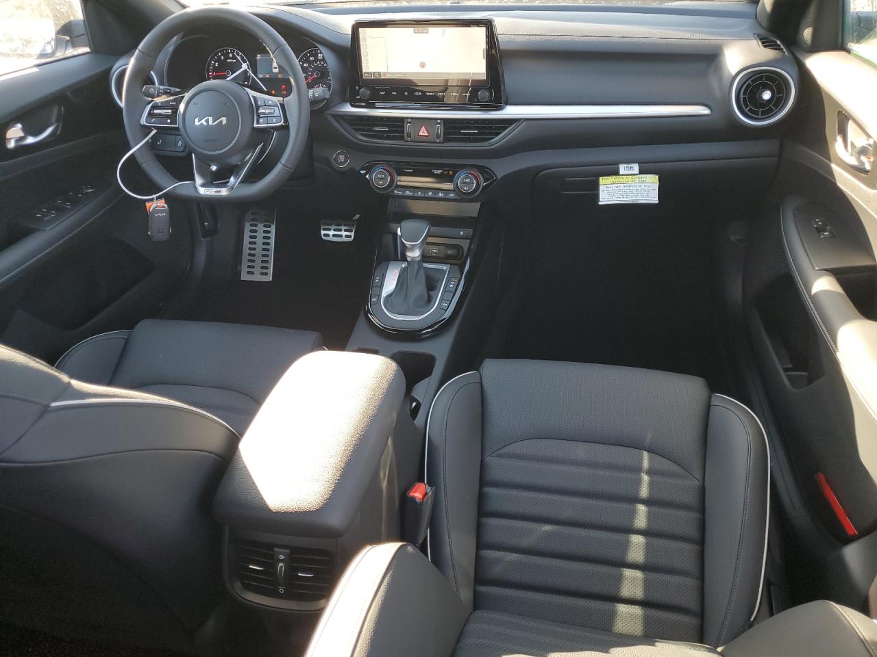 2024 Kia Forte - Image 8