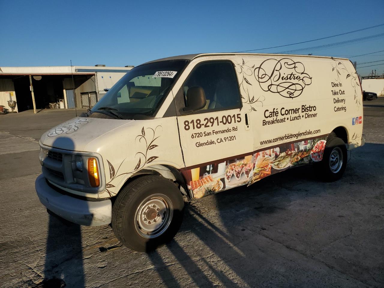 2000 Chevrolet Express - Image 1