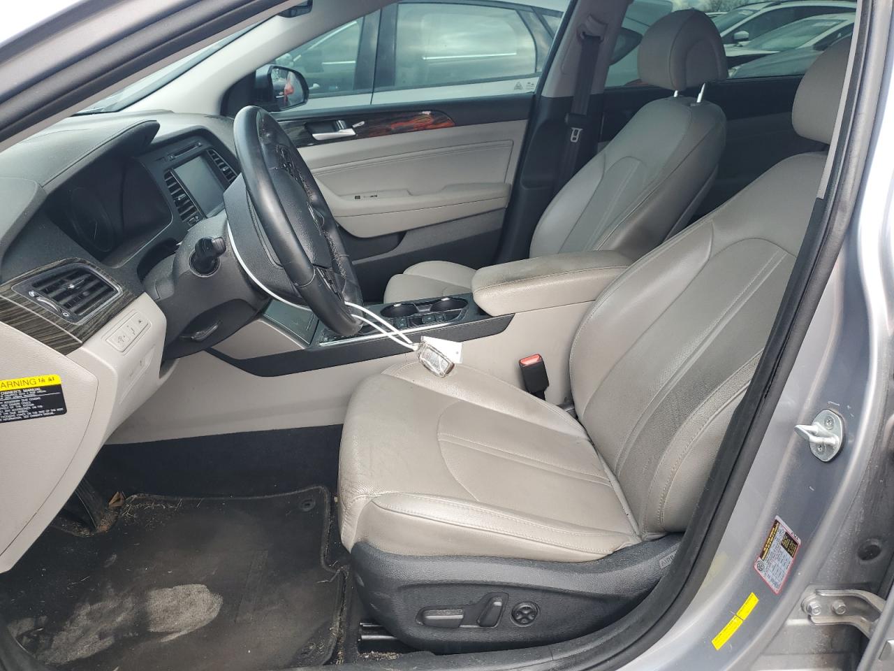 2016 Hyundai Sonata - Image 7