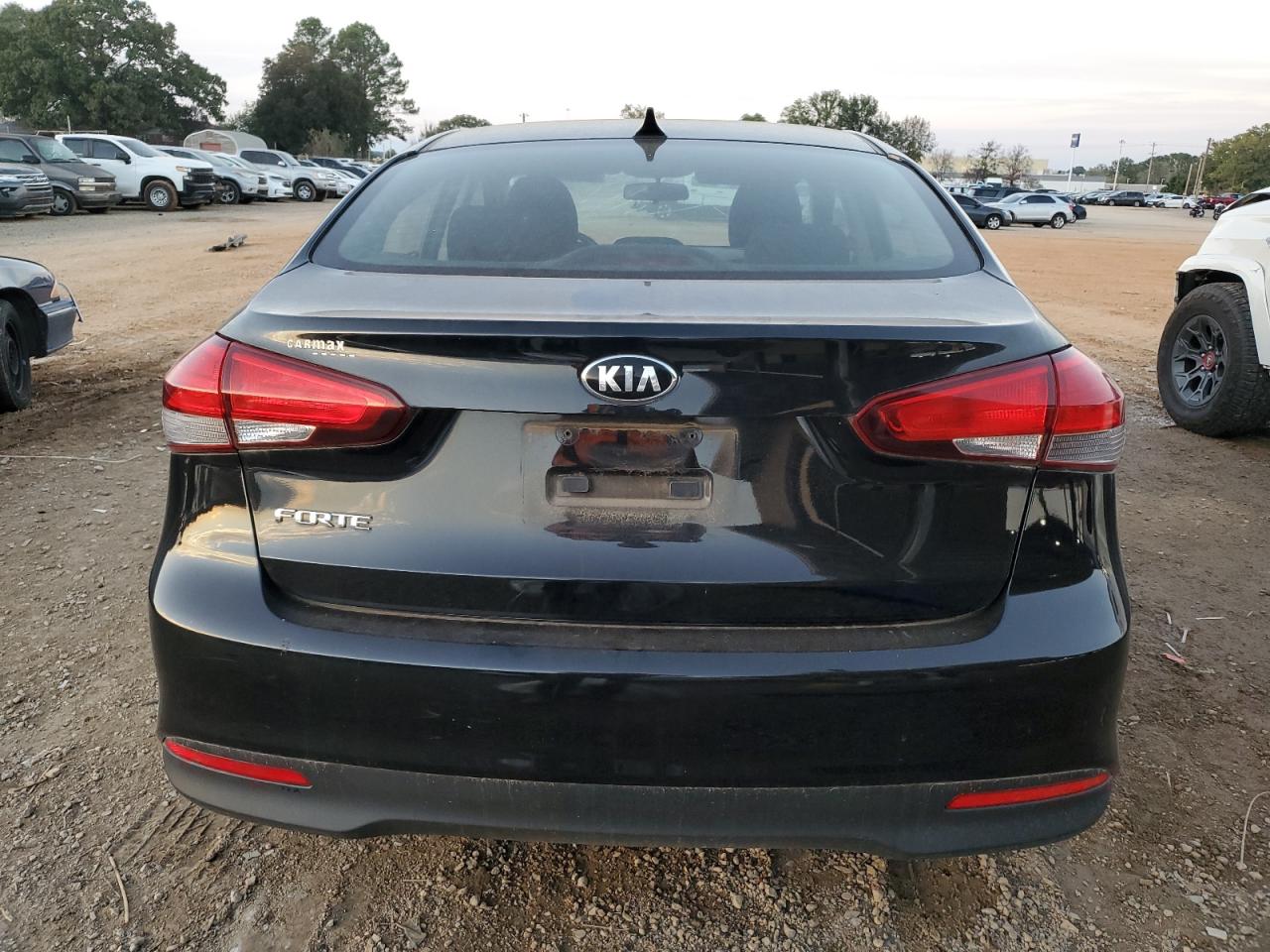 2017 Kia Forte Lx VIN: 3KPFK4A76HE148714 Lot: 80040344