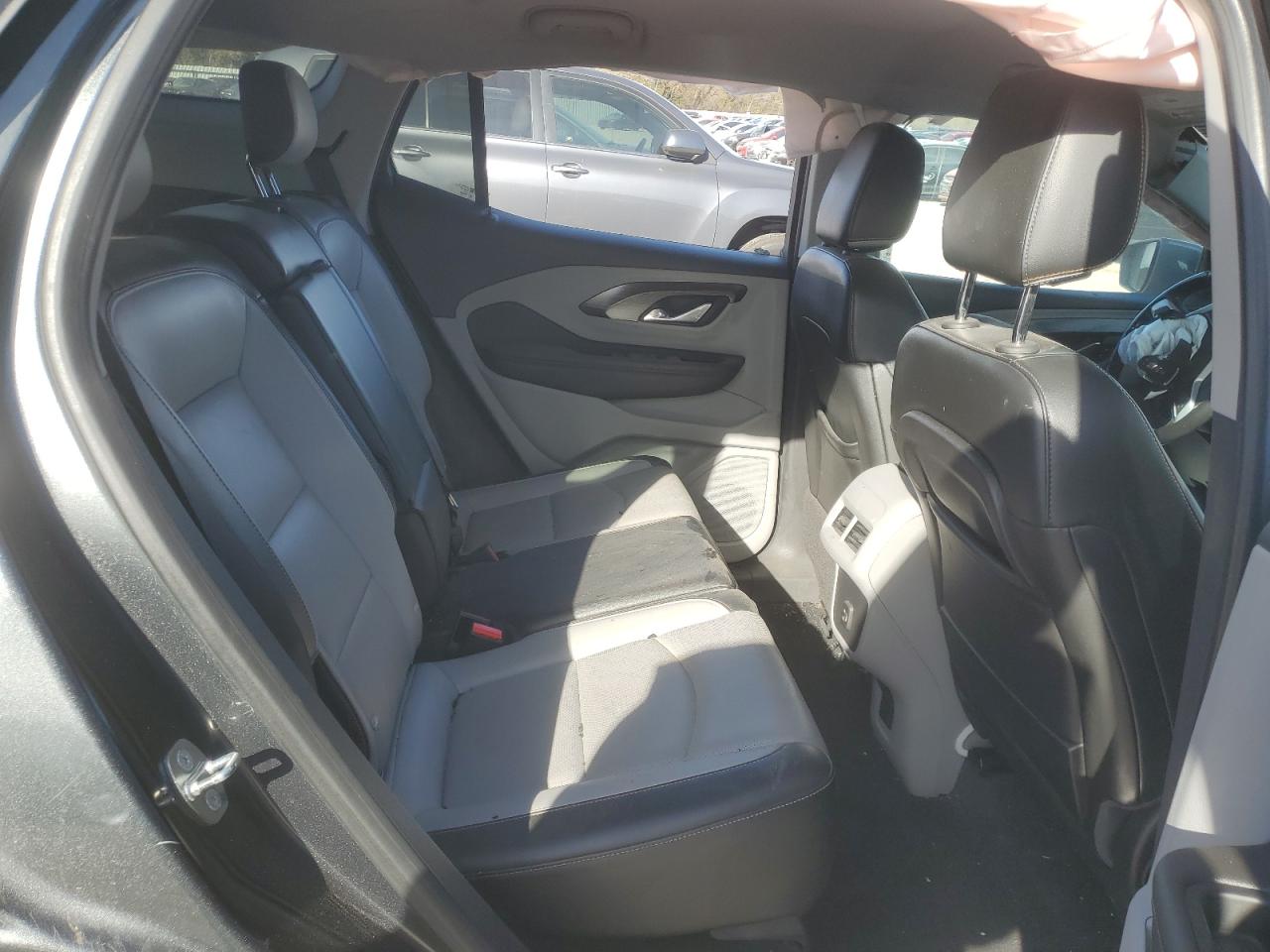 2019 GMC Terrain - Image 12