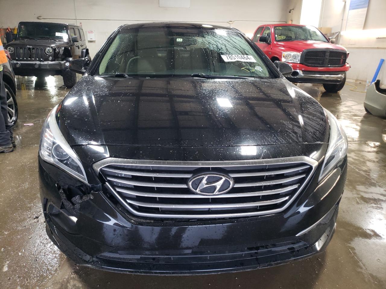 2017 Hyundai Sonata - Image 5