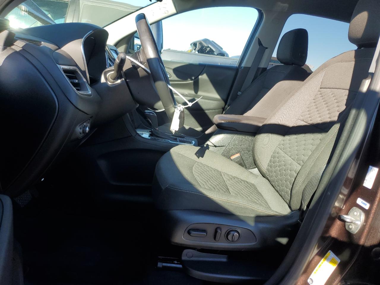 2020 Chevrolet Equinox - Image 7