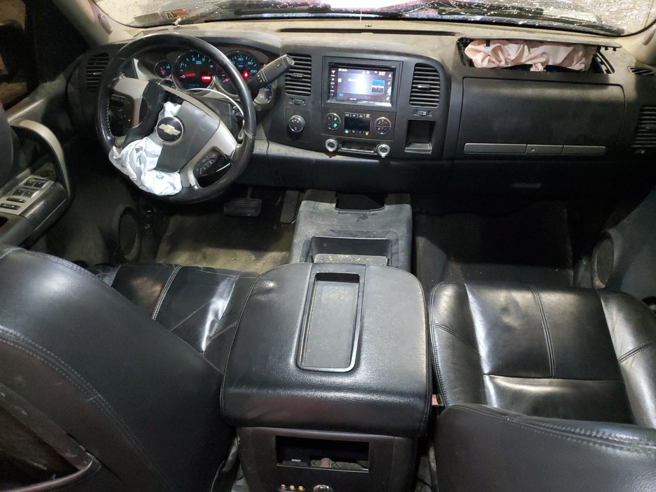 2009 Chevrolet Silverado - Image 8