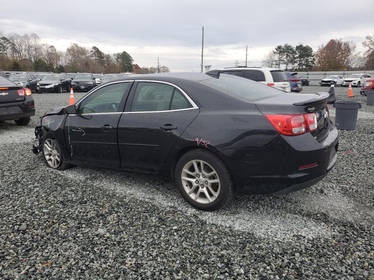 2015 Chevrolet Malibu - Image 2