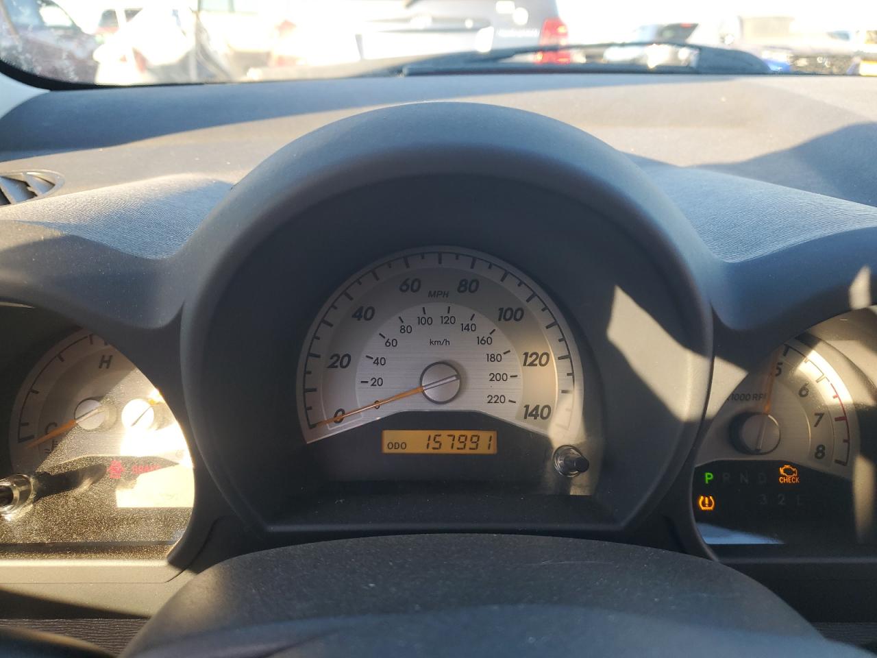 2005 Scion tC - Image 9