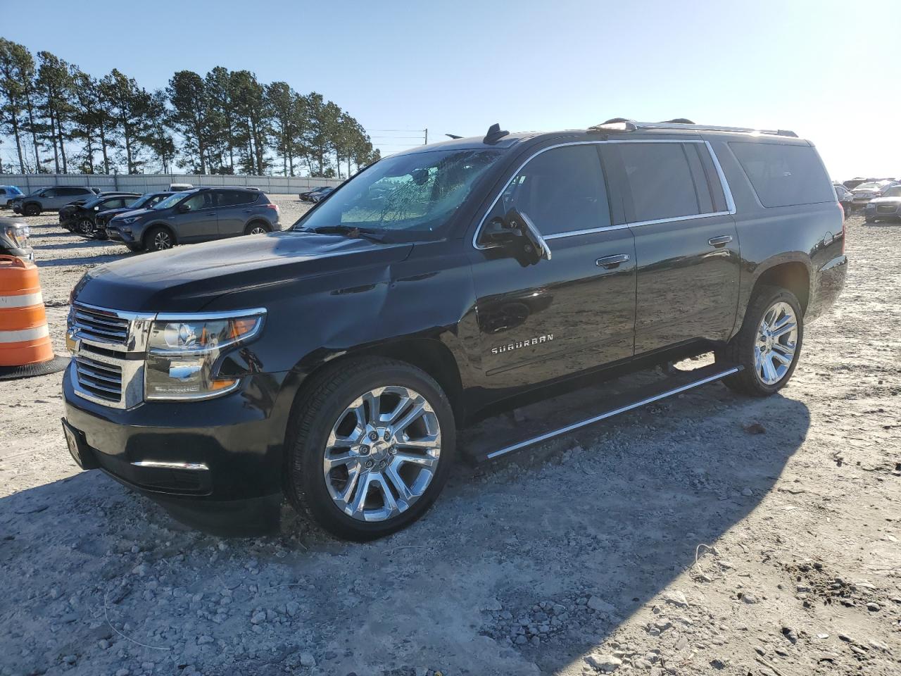 1GNSKJKJXKR323704 CHEVROLET SUBURBAN 2019
