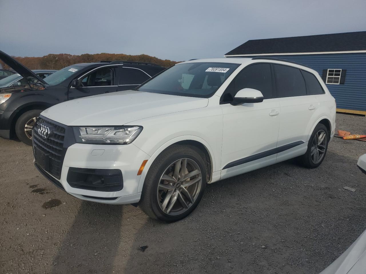 2017 Audi Q7 - Image 1