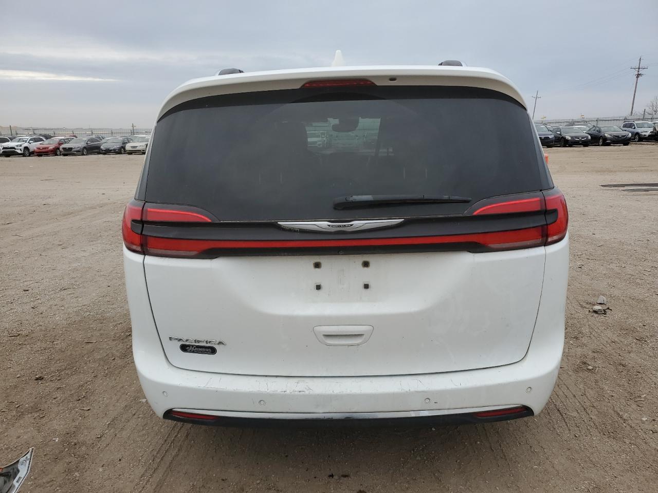 2021 Chrysler Pacifica - Image 6
