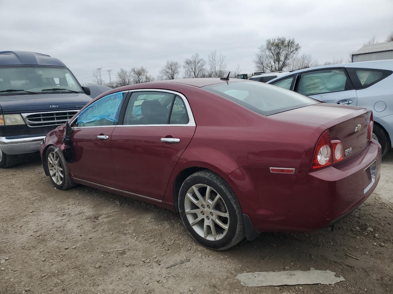2009 Chevrolet Malibu - Image 2