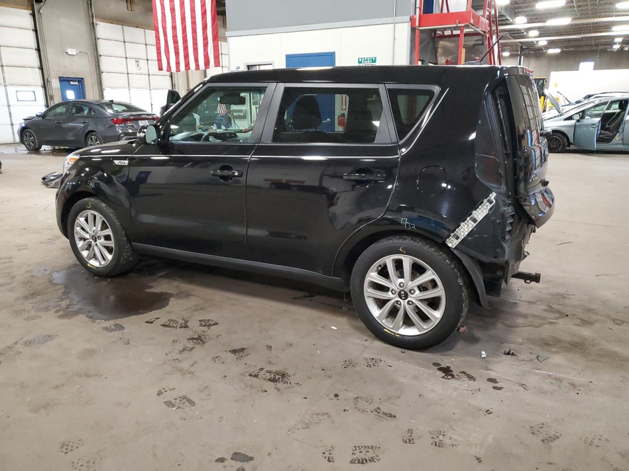 VIN KNDJP3A57H7435712 2017 KIA SOUL no.2