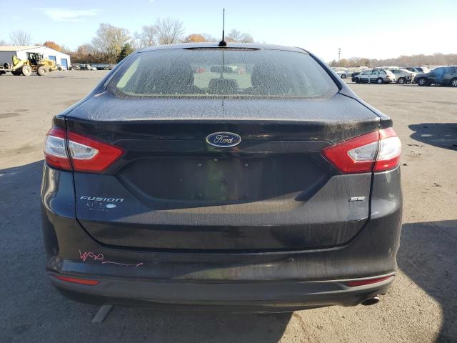  FORD FUSION 2016 Czarny