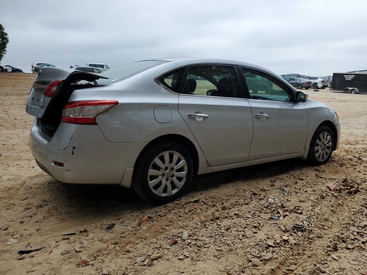 2014 Nissan Sentra - Image 3