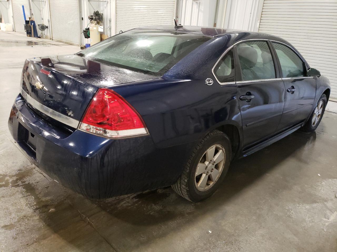 2009 Chevrolet Impala - Image 3